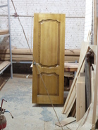 Изготовление и монтаж деревянных дверей.